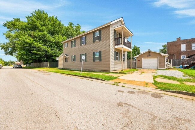 Photo - 511 Schirmer St Unit 511 Schirmer St-2nd Floor