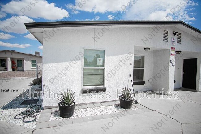 Photo - 8489 Roseway Dr Unidad A