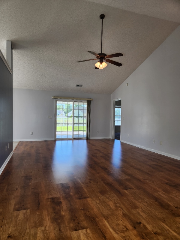 Photo - 505 White Hawk Ct