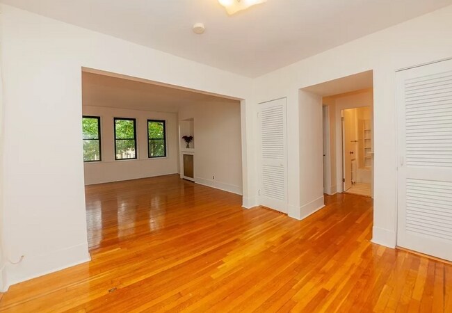 Photo - 1408 Commonwealth Ave Unidad 1