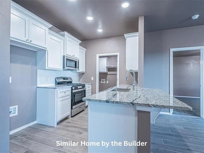 Photo - 1706 Highland Loop