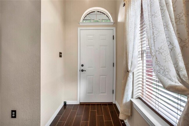 Photo - 1257 Pine Portage Loop