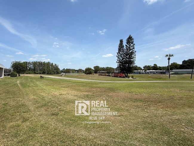 Photo - 9639 Greenskeeper Dr