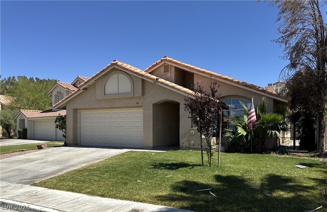 Building Photo - 194 Kachina Dr
