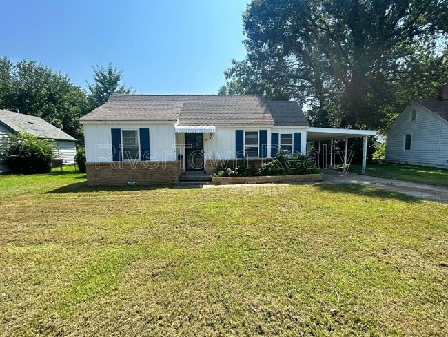 Building Photo - 1070 E Walthal Cir