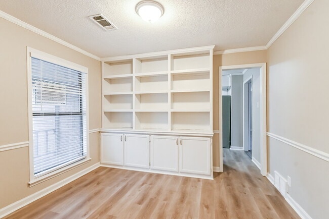 Photo - 5481 Raleigh Lagrange Rd