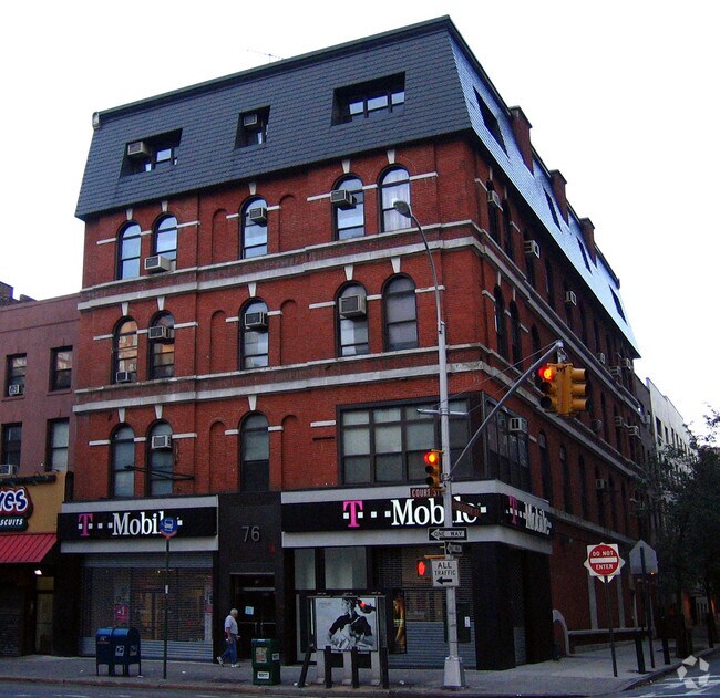 Photo - Livingston Collection