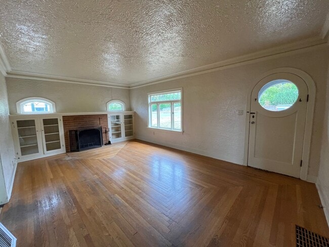 Photo - Charming Home On South Hill