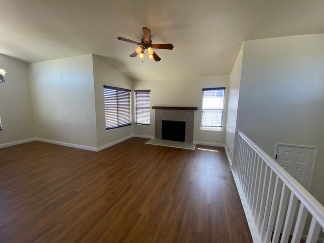 Photo - 1903 Coral Ct