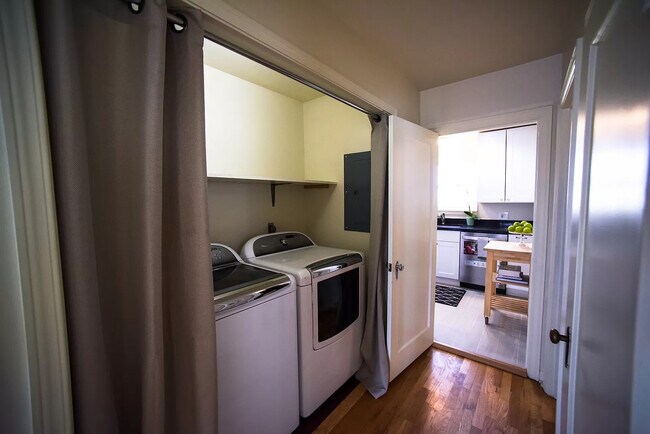 Photo - 9202 17th Ave SW