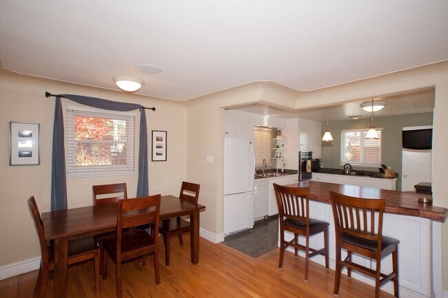 Photo - 2Bed/2Bath Home in Sloan's Lake