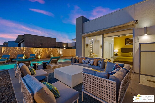 929 Bernardi Ln