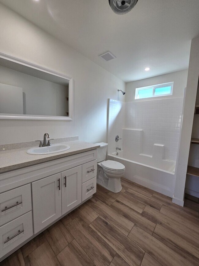 Photo - All Brand New!!