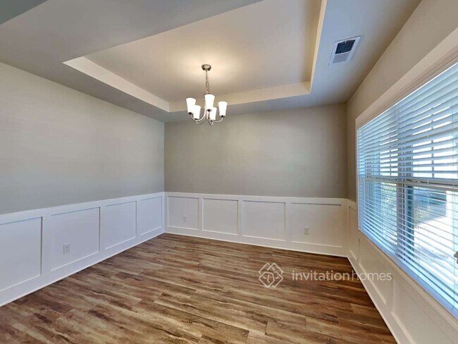 Photo - 417 Wood Point Way