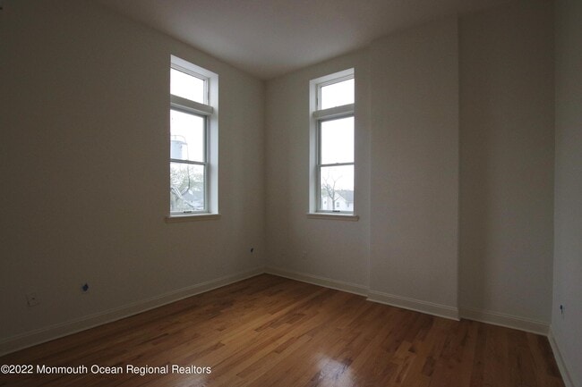 Photo - 1003 Bond St Unit 16