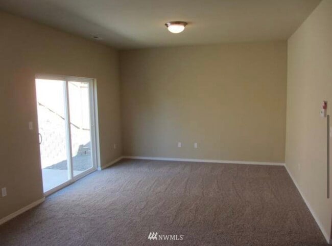 Photo - 623 Rivenhurst St