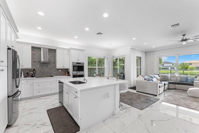 15262 Cherry Creek Ln