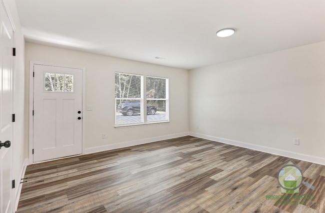 113 Lyman Lodge Rd