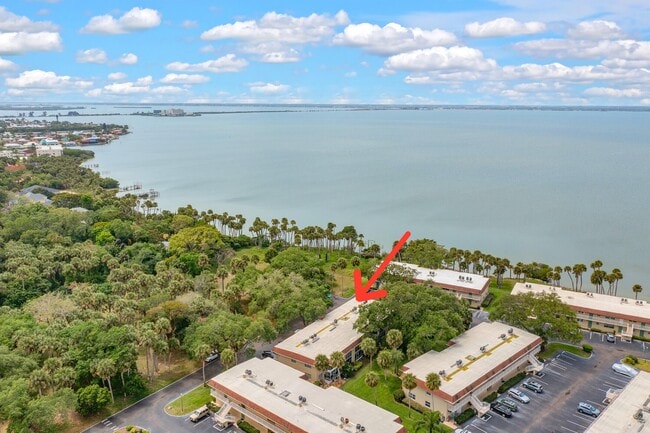 Building Photo - 261 Cape Shores Cir