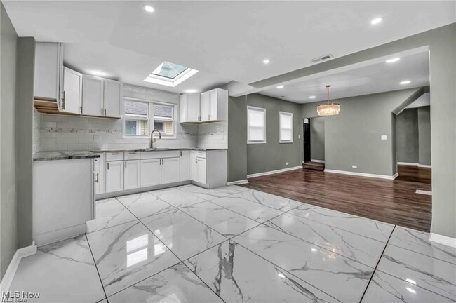 Building Photo - 1812 Brevier Ave