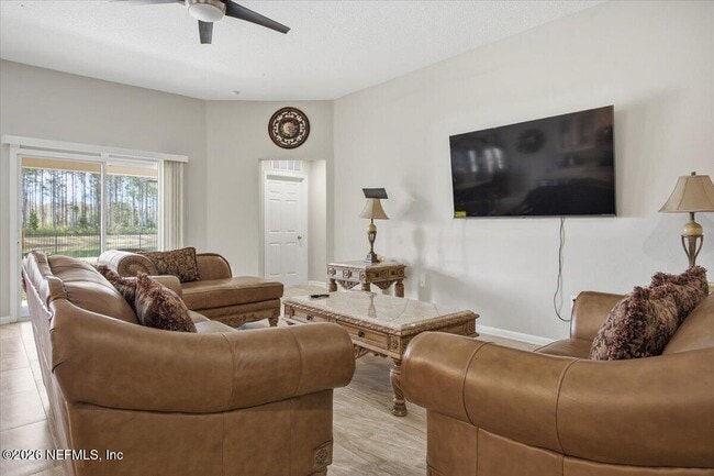 Photo - 55 Hampsted Ct