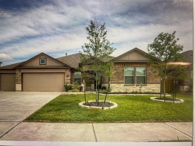 Building Photo - 5 Indian Palms Dr