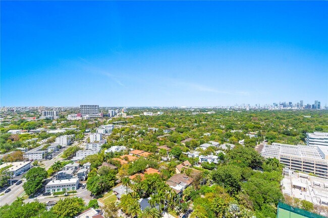 Photo - 2678 Tigertail Ave