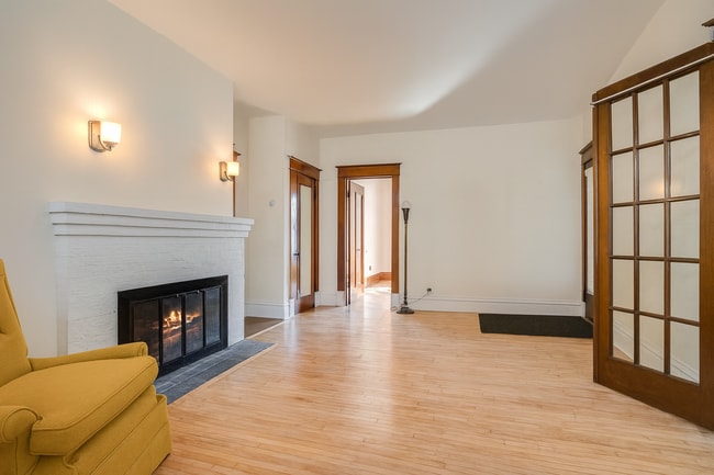 Building Photo - 1759 Iglehart Ave