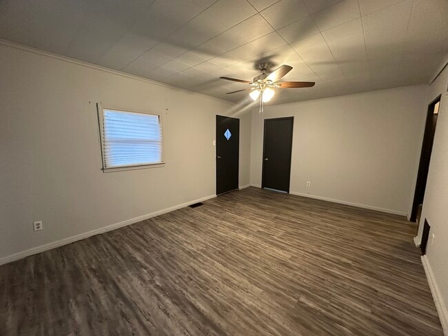 Photo - 717 Sheridan St