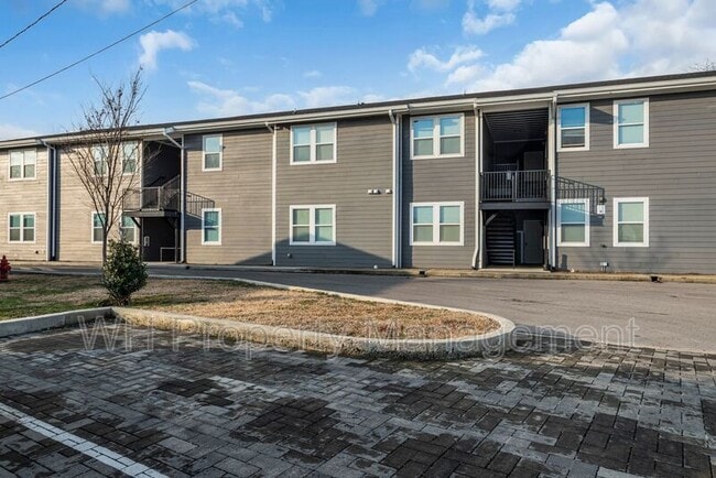 Building Photo - 265 E Old Hickory Blvd Unit C10