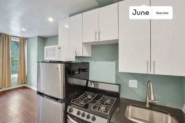 Photo - 534 E 14th St Unit 11