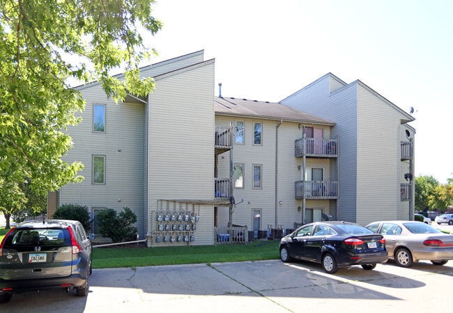 SELLING ON 9/4/2026 Maple Apartments