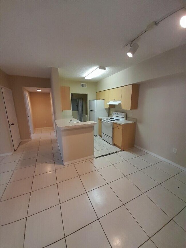 Photo - 10336 Fox Trail Rd S Unidad 1306