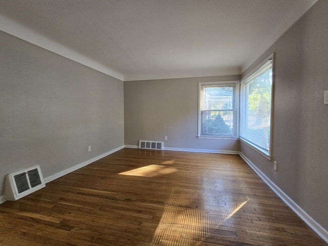 Photo - 17620 Lenore Ave