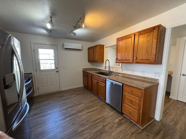 Photo - 2 bedroom, 1 bathroom home located in a desirable downtown Sparks  * Lesley Reilly Property *