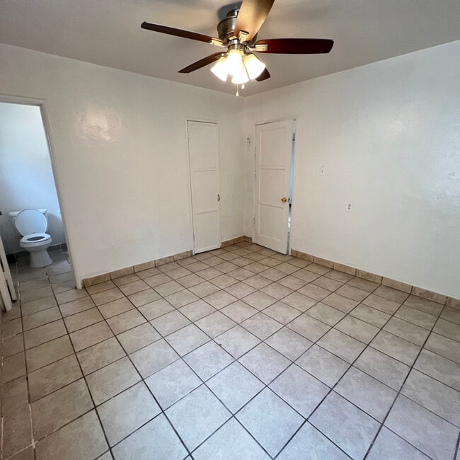 Photo - 563 S 1st Ave