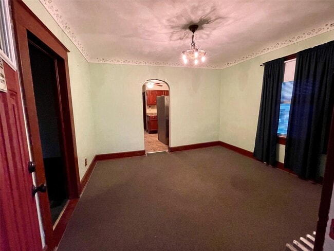 Photo - 112 N Roosevelt Ave