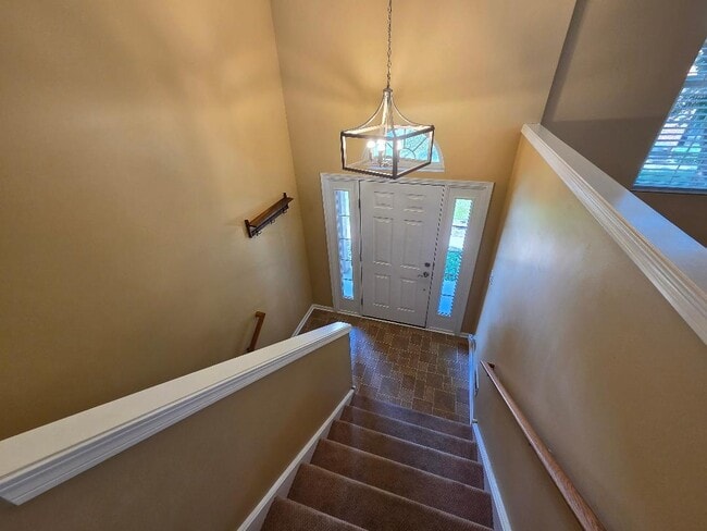 Photo - 107 Driscoll Ln