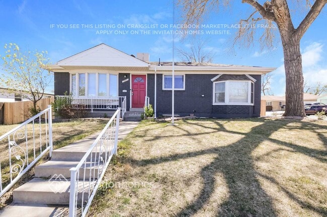 Building Photo - 10870 Larry Dr