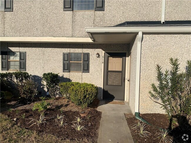 Building Photo - 616 Brockinton Point Rental