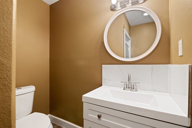 Photo - 38210 Green Willow St