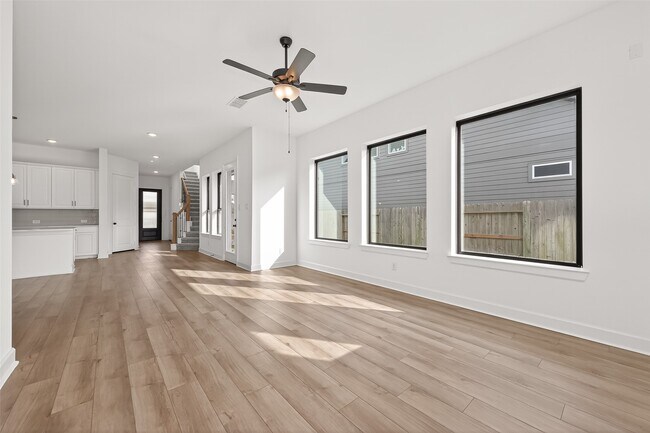 Photo - 16915 Chapel Knox Dr