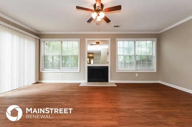 Photo - 3537 Lehigh Way
