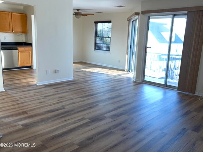 Photo - 231 Atlantic St Unit 33