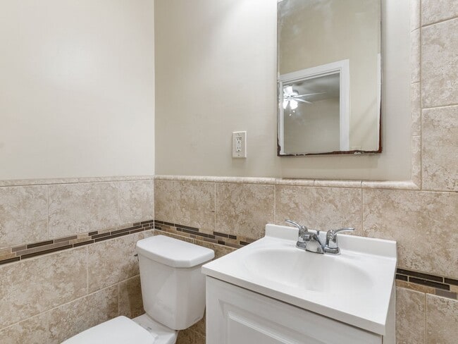 Photo - 1324 N Peterson Ave Unidad 06