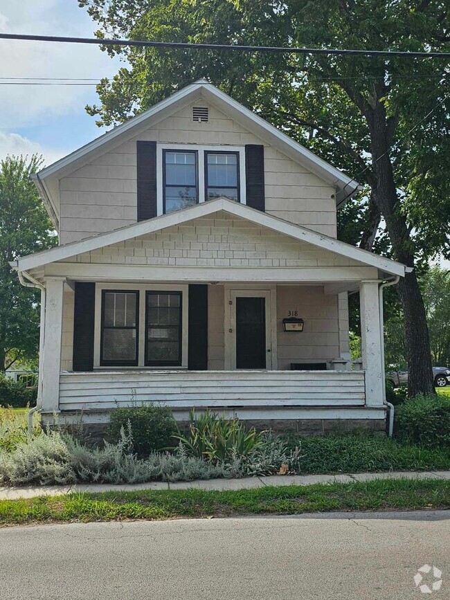 Building Photo - Two Bedroom One Bath House