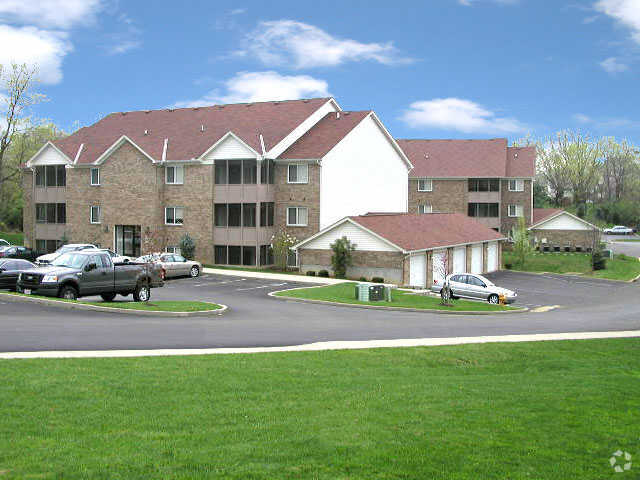 Building - Stringtown Village Apartments