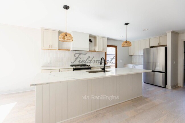 Photo - 414 Birnie St