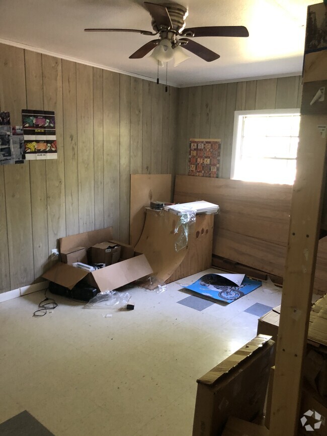 Building Photo - 418 Sierra Madre Dr Rental