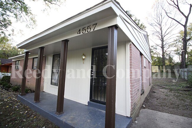 Photo - 4557 Spring Valley Dr
